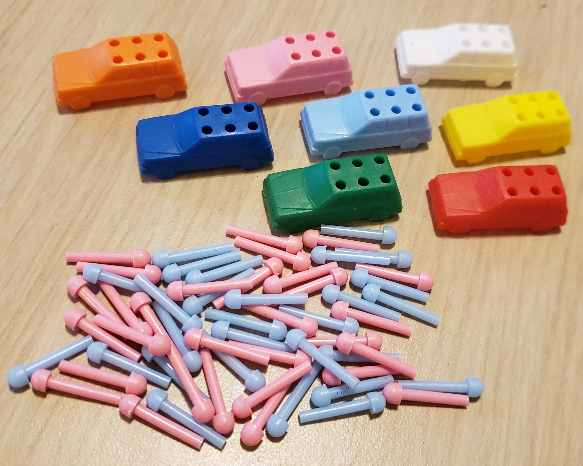 Vintage Life Cars and People Game of Life Game Pieces Game Tokens Board Game  Crafts Plastic Game Pieces - Etsy