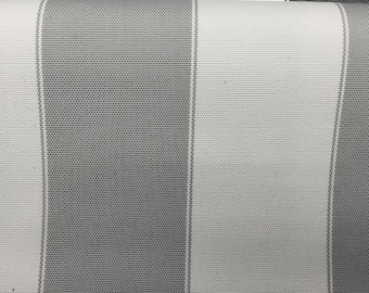 Lona impermeable para exteriores, de 60" y 600 deniers, color gris claro y marfil, cortada a medida.