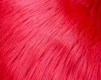 Tela de piel sintética roja de pelo largo y desgreñado (4") - Se vende cortada a medida - 60"