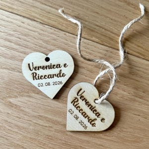 Tag Cuore in legno per Bomboniere - Etichette in legno, Decorazioni tag per matrimoni rustici