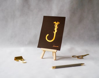 J - Jasmijn - Koper AlpHERBet A6 Print