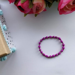 Pink Single Strand Paper Bead Bracelet