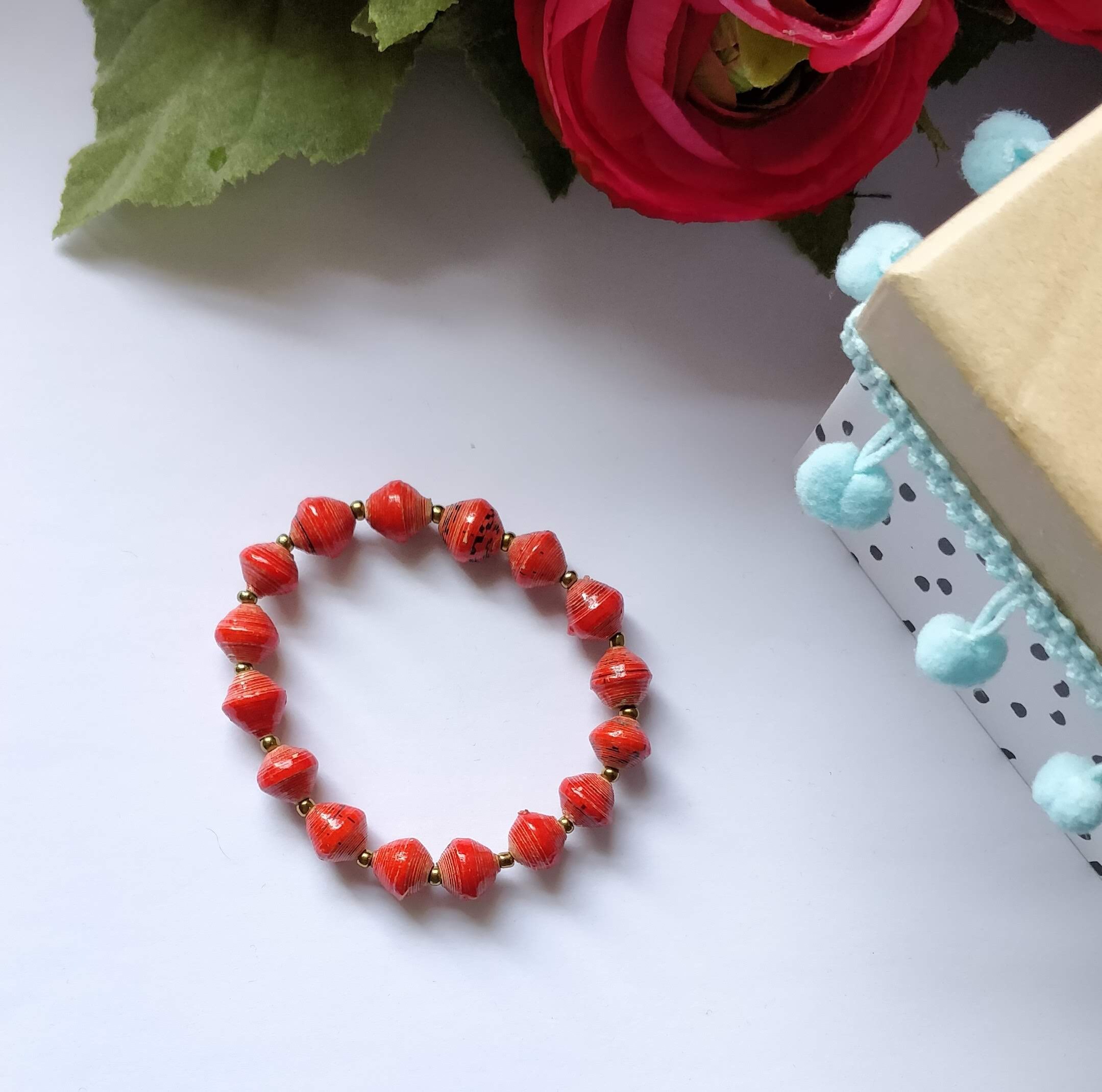 Wholesale / bulk bracelets/ recycled paperbead bracelets/ black& white red