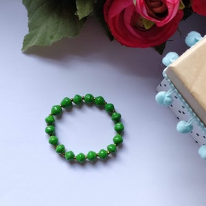 Green Single Paper Bead Bracelet