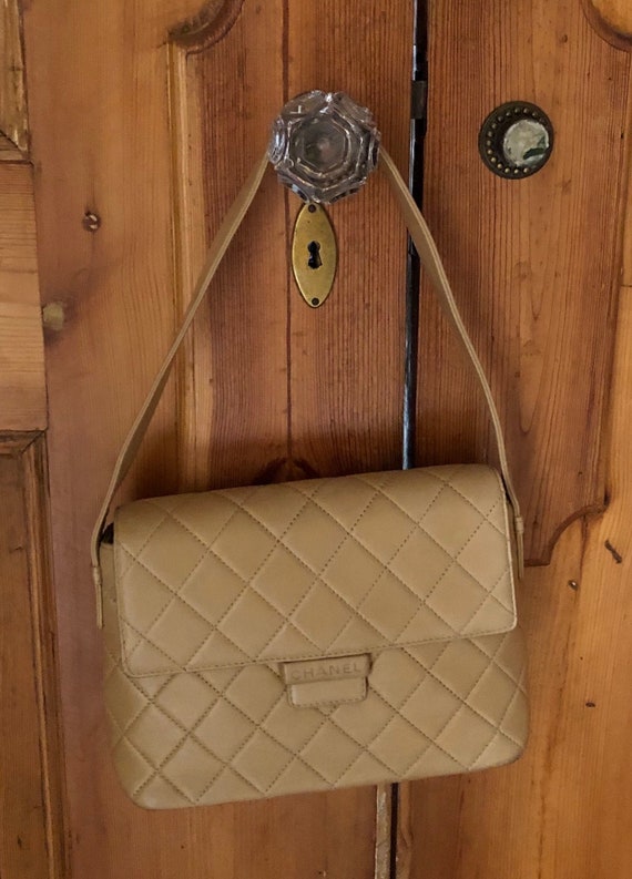 Chanel Vintage Beige Handbag