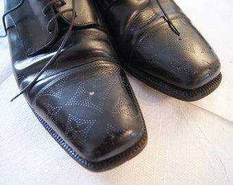 Vintage Louis Vuitton Classic Shoes Size 8 1/2 Black Leather 