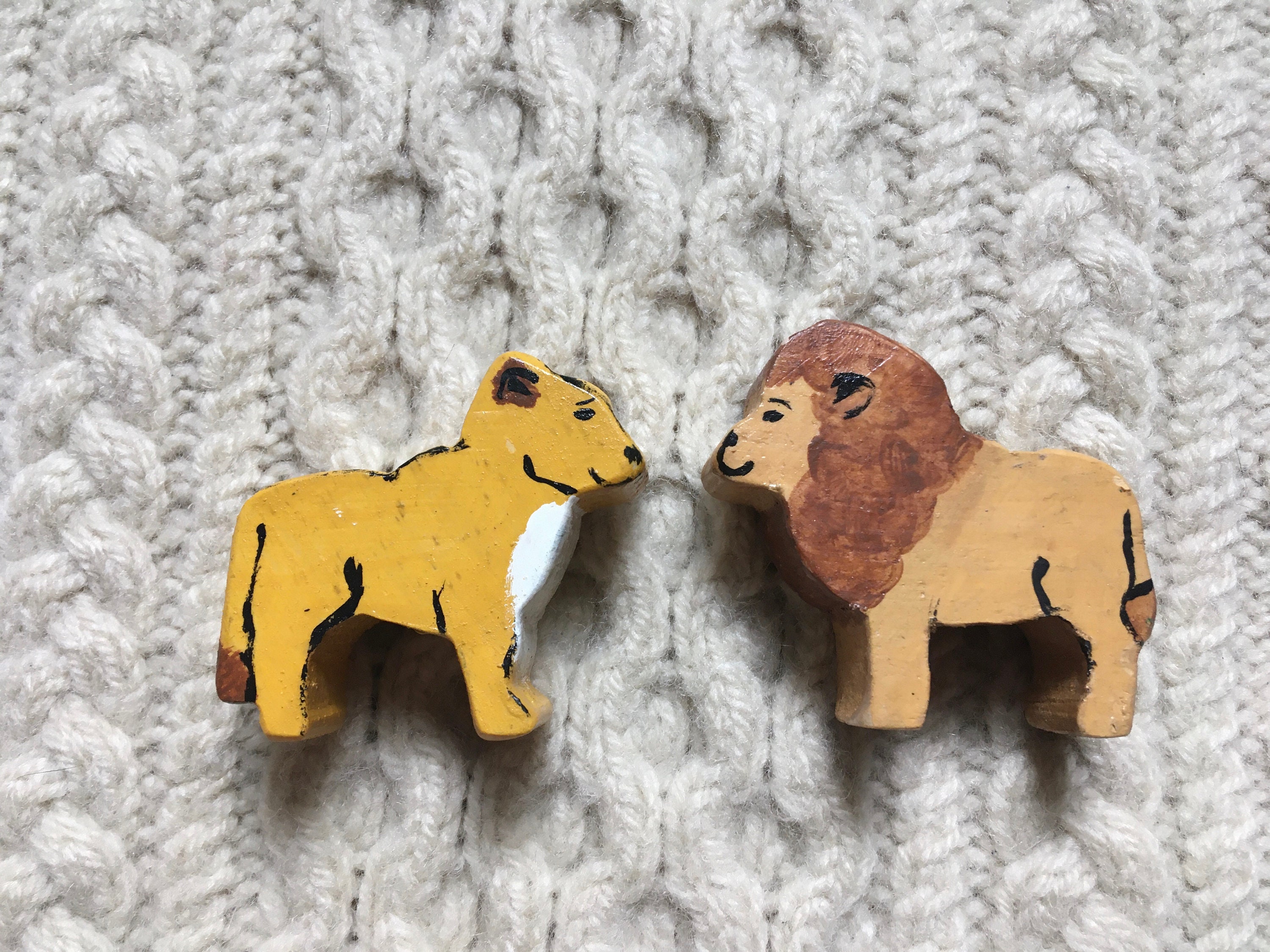 Art & Collectibles Wooden Lions Party Favors Natural Toys Easter Basket