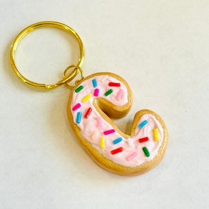 Rosquilla de arcilla polimérica / Llavero de letra de galleta esmerilada / Leer descripción