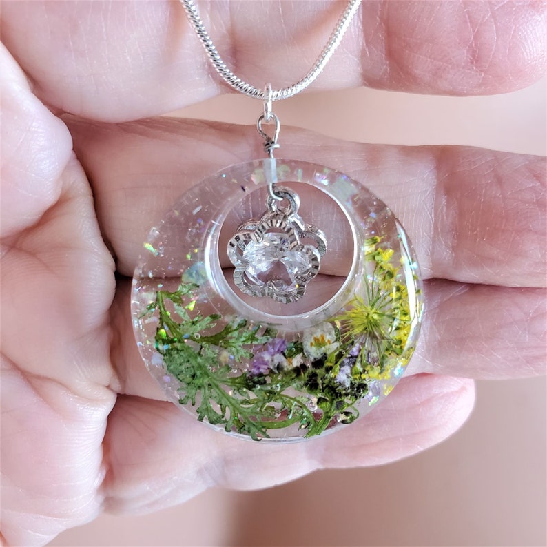 Dry Pressed Flower Resin Dried Flower Necklace Wildflower Etsy