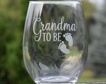 Grandparent Gifts Grandma To Be Pregnancy Reveal Stem Less Wine Glass Set | Grandma Surprise | Grandmother Wine Glasses