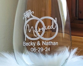 Personalized Wedding Stemless Wine Glasses | Married Wine Glasses | Custom Married Gift |  Gift for Couple | New Hubby Wife Gift | Newly Wed