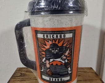vintage Chicago Bears Aladdin 7-Eleven plastic travel mug