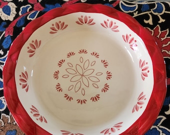 Crofton stoneware, decorative pie dish