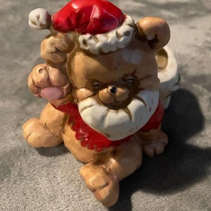 Adorable Vintage Christmas planter, brings the 70s and 80s memories back.