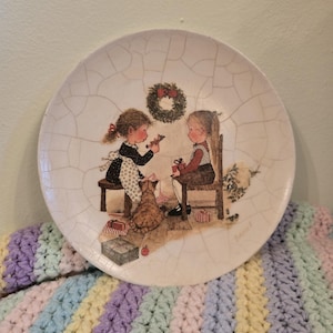 1970s Holly Hobbie Christmas plate