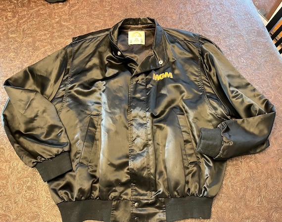 【美品】ジバンシイBack Logo Star Bomber M Givenchy Back Logo Star Bomber Jacket Black | ONU