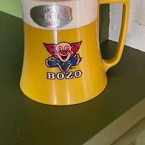 1971 plastic Bozo mug.
