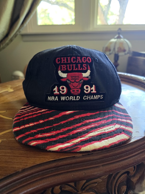 Vintage Chicago Bulls NBA World Champions 1991 Snapback Hat, Zubaz