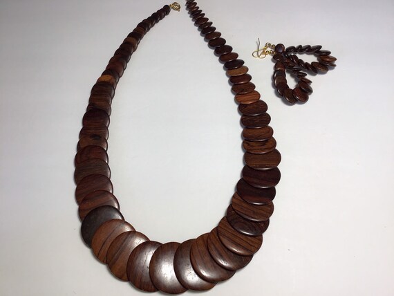 Mid century stacked wood necklace and matching ea… - image 3