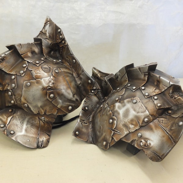 Larp Armor, Xaphen demon shoulders, pauldrons, spalders, spaulders, SCA, LRP, Theatrical