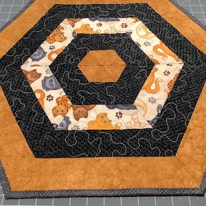 1017 BEST Free Shipping Cat Lovers Hexagon Quilted Centerpiece Table Topper Runner washable, reversible all cotton gray back