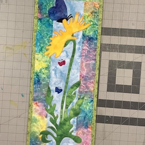 1124 1127 BEST FREE Shipping Whimsical quilted wall hanging bright happy batiks and fabrics Bloomin Butterfly flower