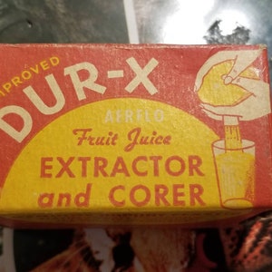 Vintage 1950s Dur X Fruit Juice Extractor and Corer with box