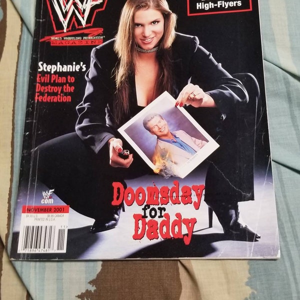 WWF Magazine November 2001 Stephanie McMahon Cover
