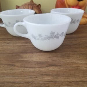 Vintage Pyrex Corning Gray Flower Milk Glass Cup Mug Set of 3