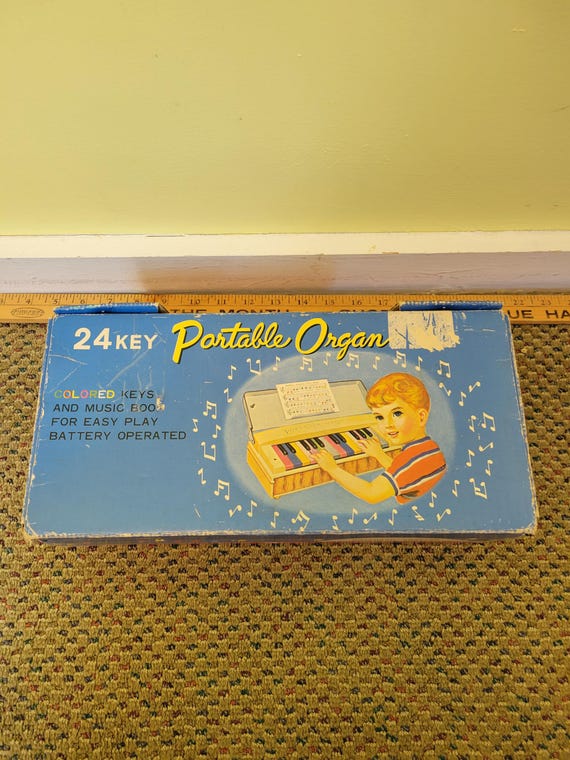Sun Reed Co. - Vintage Battery Operated Portable Organ Toy 50s/60s As Is