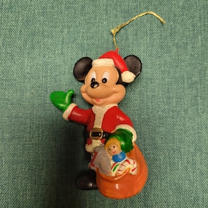 1980&#39;s MICKEY MOUSE Santa Christmas Ornament - Vintage DISNEY