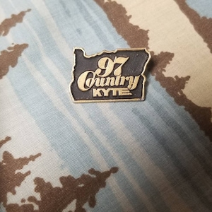 97 KYTE Country Enamel Pin
