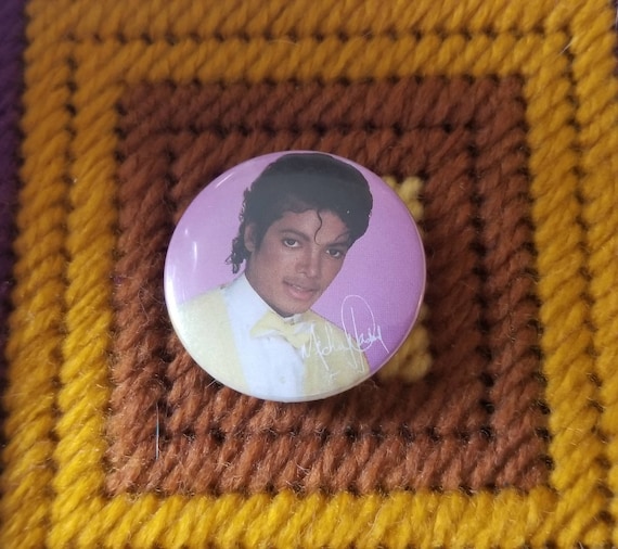 Michael Jackson 1983 Pinback Button - image 1