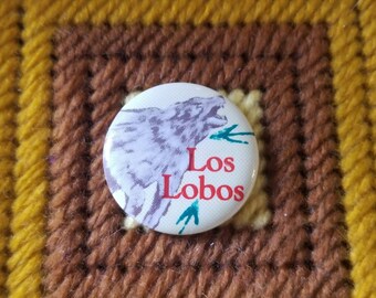 Vintage Los Lobos Pinback Button