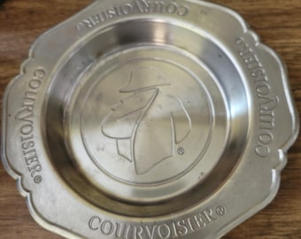 Posavasos metálico de 15 cm (6 pulgadas) con forma de botella de coñac Courvoisier - Base antideslizante