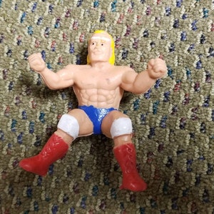 Vintage WWF Wrestling Thumb Figure Hulk Hogan 80s Blue Trunks Toy Original KO