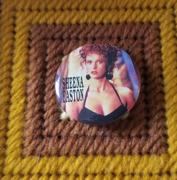 Vintage 1989 Sheena Easton Pinback Button