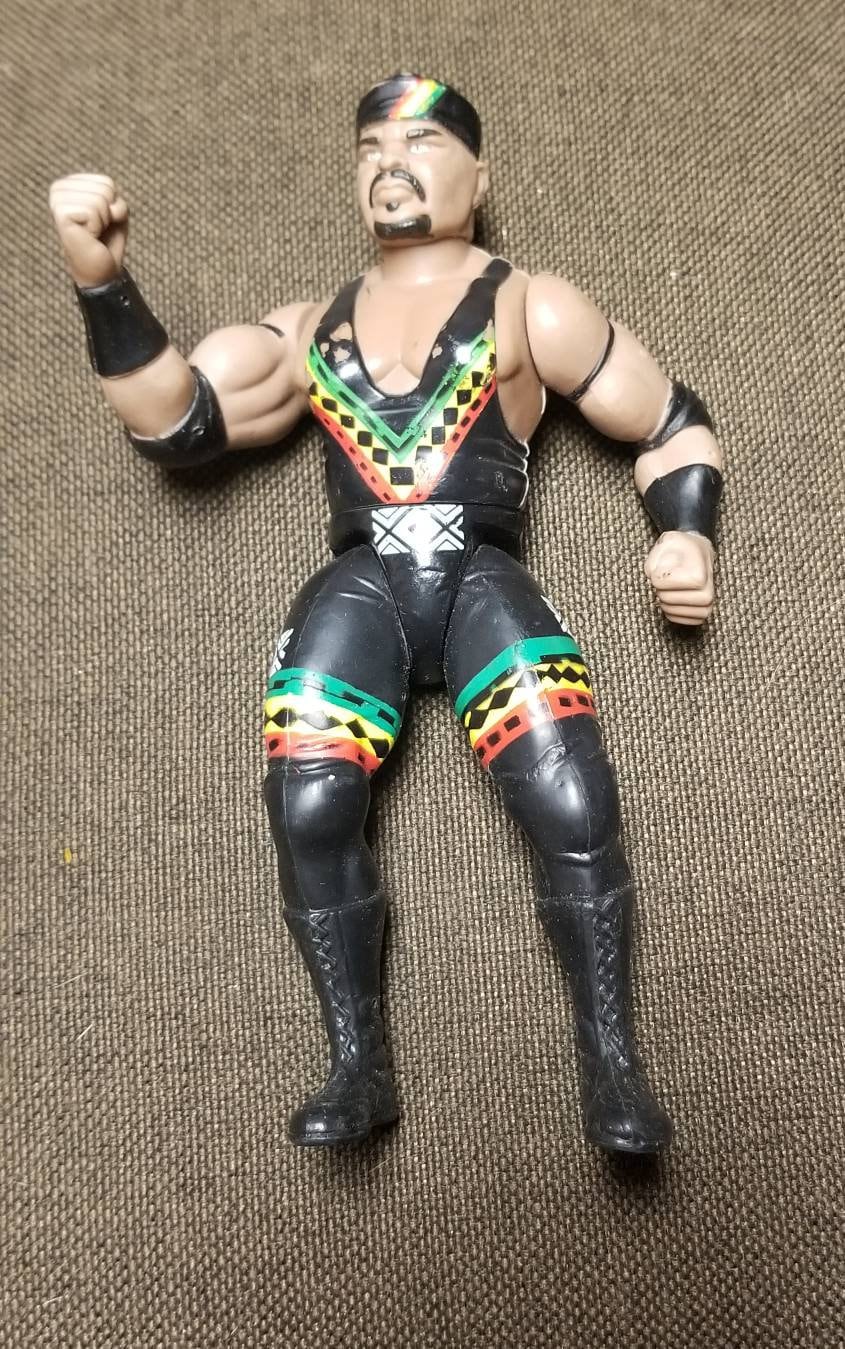 WWF D'Lo Brown フィギュア