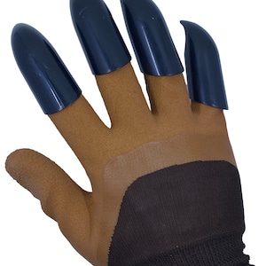 Gardening gloves with 8 Non-Removable claws image 4
