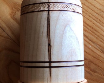 Learnard Model B155 spool  thread  dispenser with a hold firm base