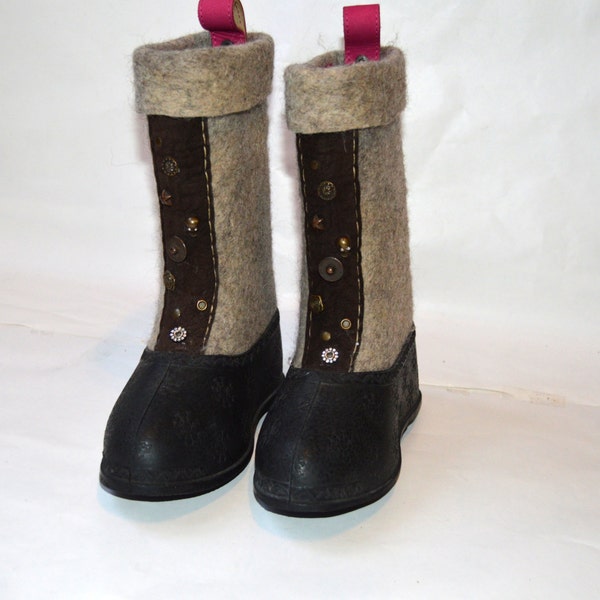 Valenki Winter Boots Felt Boots Outdoor Snow boots Valenki Galoshes Gray felt boots with rubber wool Nordic Boots Size US 6 UK 3.5 EU 36