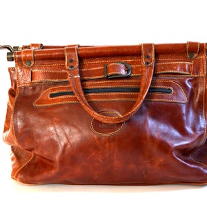 Vintage Leather Doctor bag Brown Leather Duffle Bag Travel Weekender bag Large Luggage Bag Doctors Case Handbag Grunge leather bag