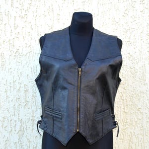 Leather Biker Vest Women's Black Sleeveless Top Vintage Grunge Motorcycle Waistcoat Festival Bohemian Vest 2 sides lace up zip closure