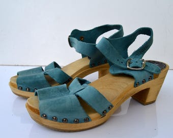 Zuecos suecos vintage, zapatos de madera turquesa, sandalias de plataforma, sandalias Sweeks, sandalias de cuero, zapatos boho, talla EUR 37, EE. UU. 6,5, Reino Unido 4,5.