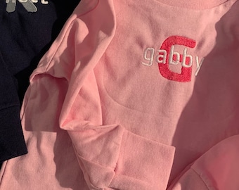 Camiseta de manga corta o larga monogramada para niñas - Personalizada y súper LINDA!!!