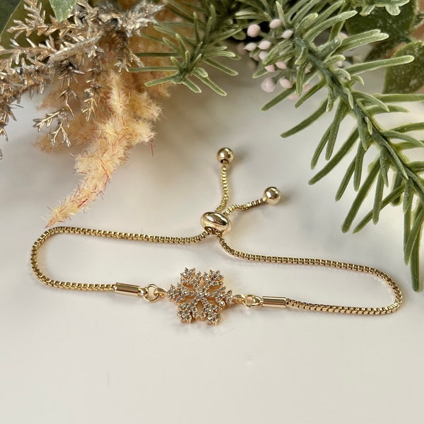 Snowflake Christmas Bracelet with Adjustable Slider - Classy Christmas Jewellery - Gold Bracelet Winter Gift for her - Stocking Filler