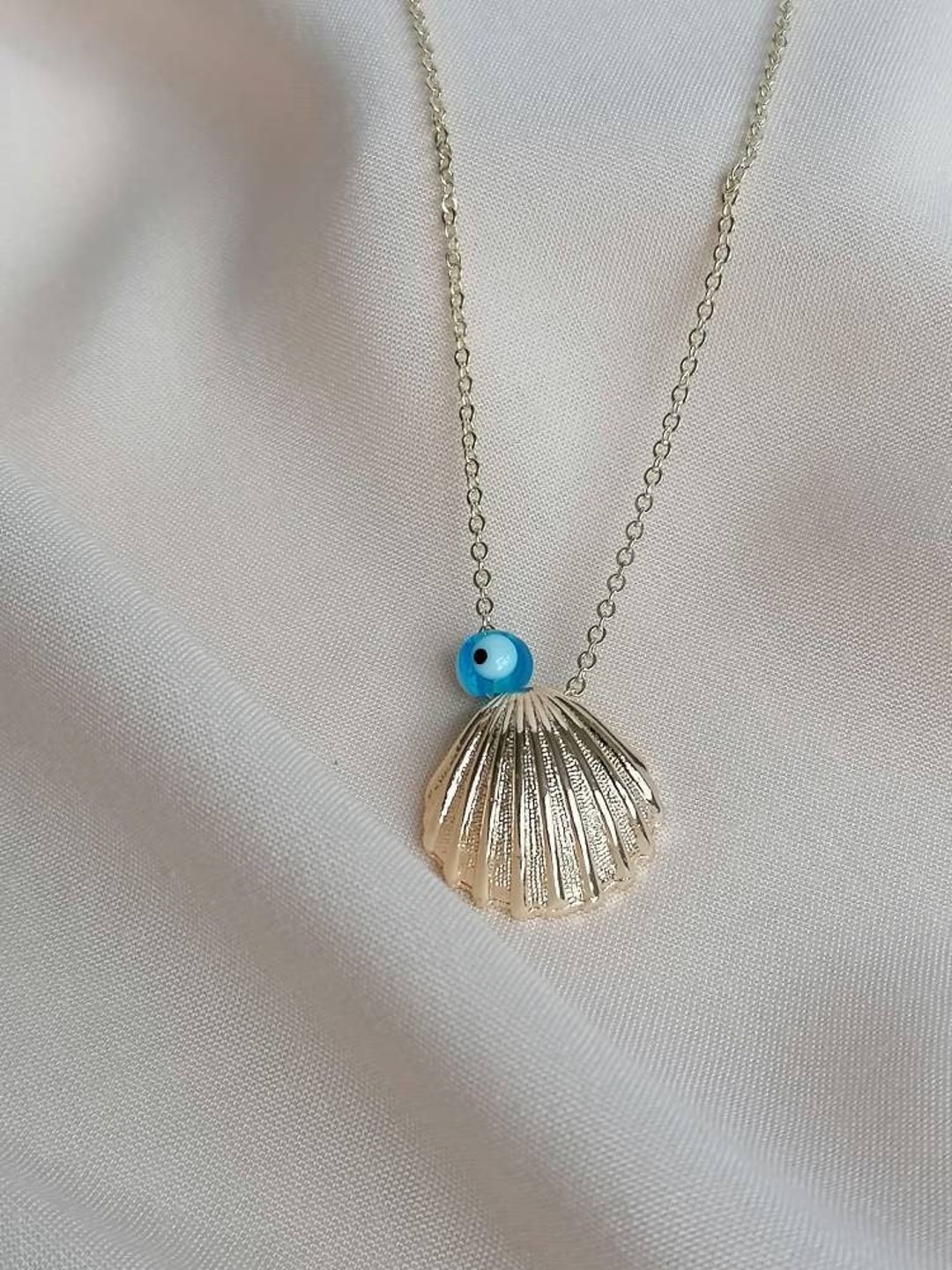 Shell Pendant Necklace in Gold With Evil Eye Bead / Gift for - Etsy UK