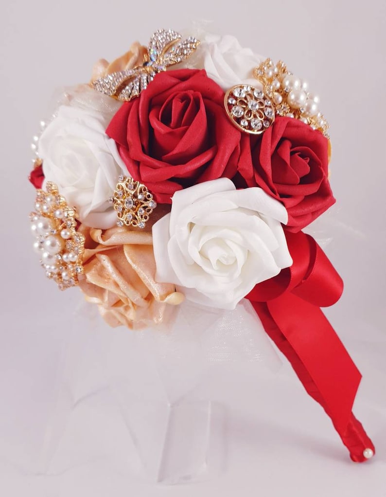 gold brooch bouquet Red wedding bouquet bridesmaid bouquet Red brooch bouquet butterfly red wedding flowers red bridal bouquet