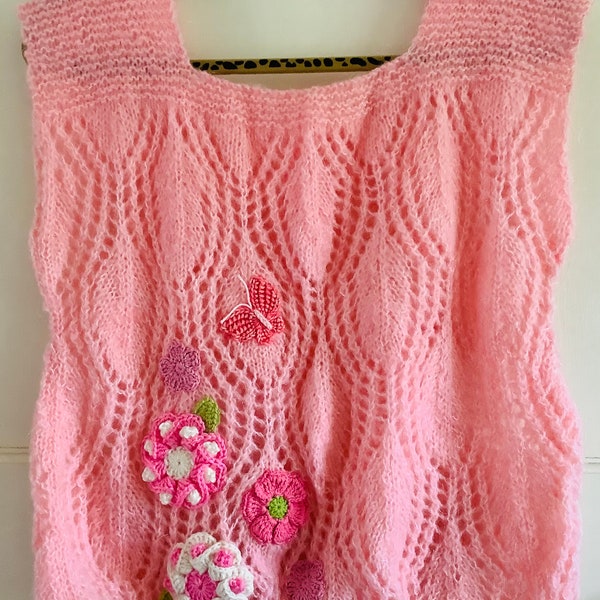 Jumper pullover Hand knitted handmade pink coral peach wispy top crocheted flowers 42” chest 16