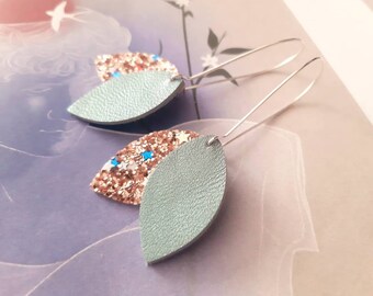 Boucles d'oreilles navettes cuir et paillettes